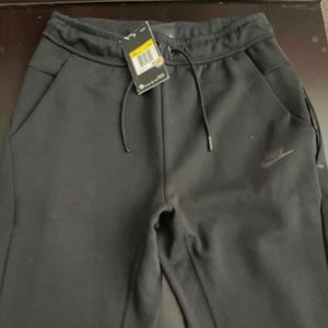 Nike Men’s Tech Fleece Open Hem Sweatpants
